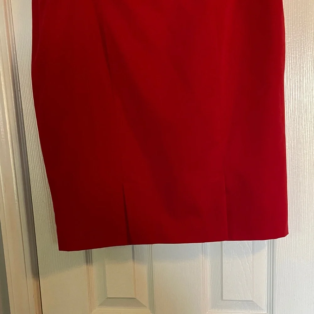 Liz Claiborne Vibrant Red Pencil Skirt - Picture 3 of 3